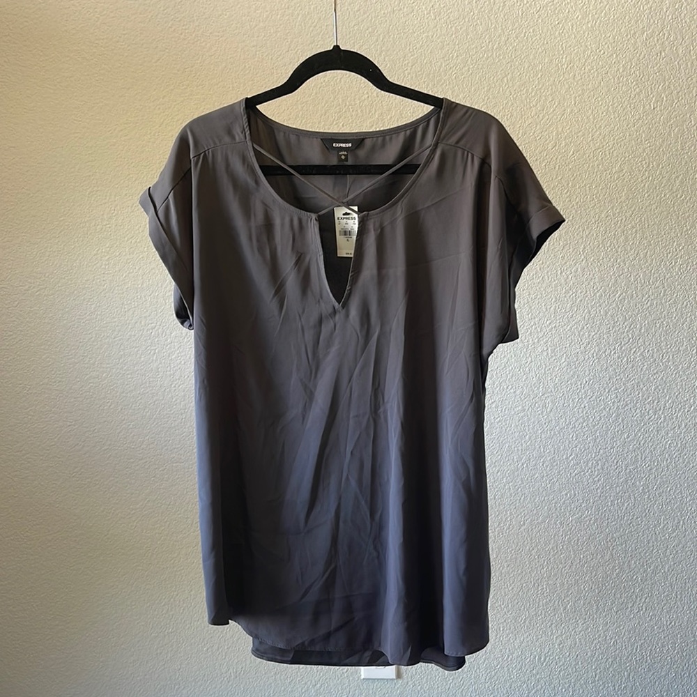 Gray Express top, Size XL